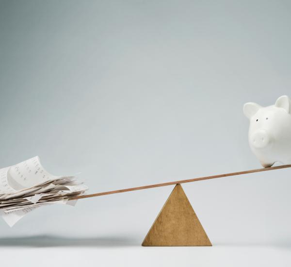 unpaid invoi? Don't be the last in line.